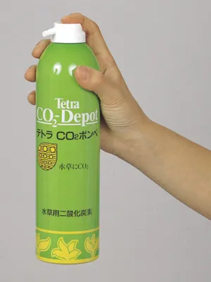 テトラ CO2ボンベ